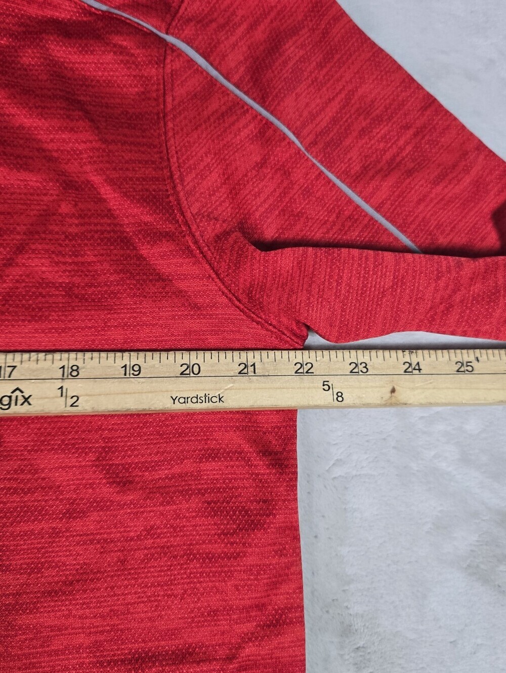 NWT Colosseum Men's UNLV Rebels Long Sleeve 1/4 Zip Pullover Red Med - Picture 7 of 9